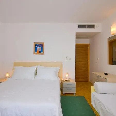 In With A Sea View, Terrace, Air Conditioning, Wifi 201-9 شقة