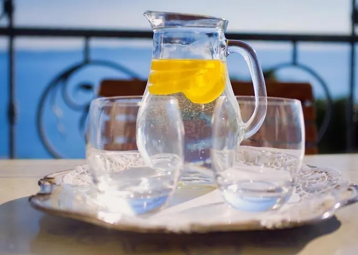 Appartement In With A Sea View, Terrace, Air Conditioning, Wifi 201-9 *