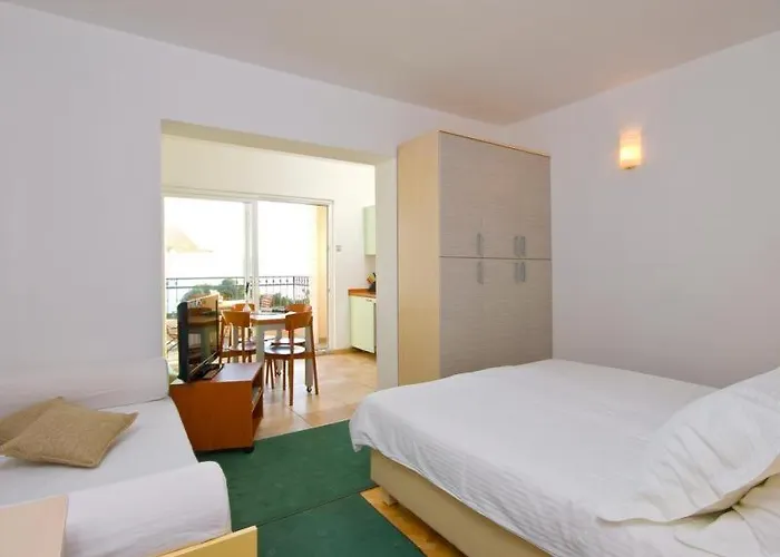 Appartement In With A Sea View, Terrace, Air Conditioning, Wifi 201-9 *